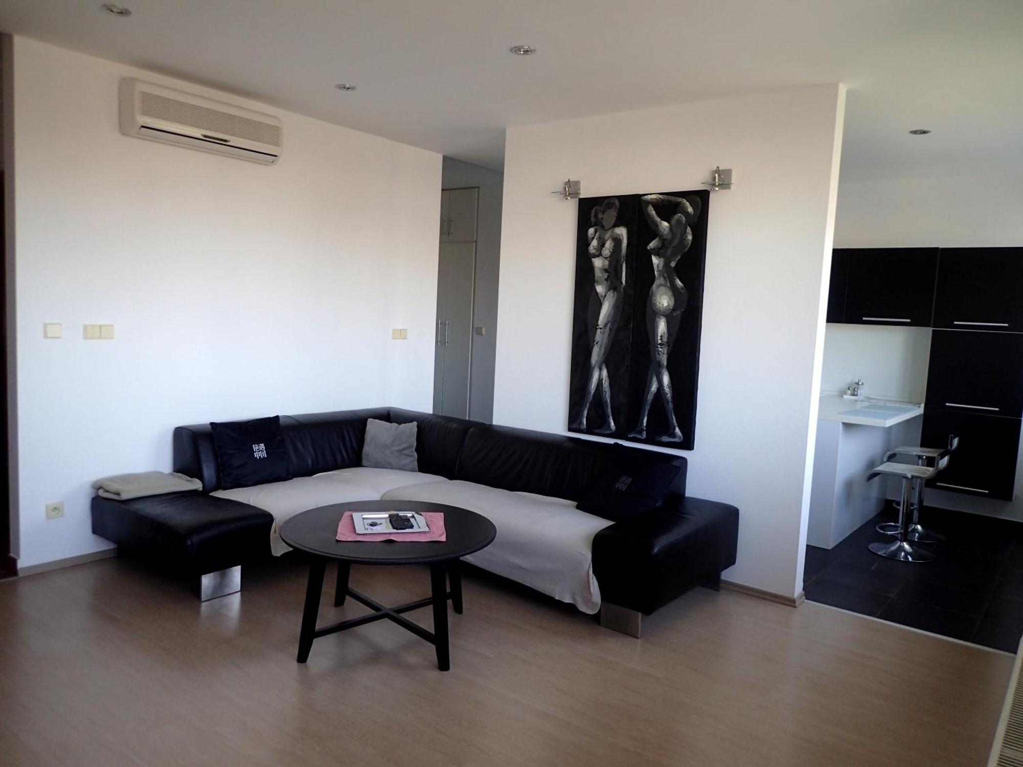 Marguerite Apartment - Parking Including Bratislava Bagian luar foto